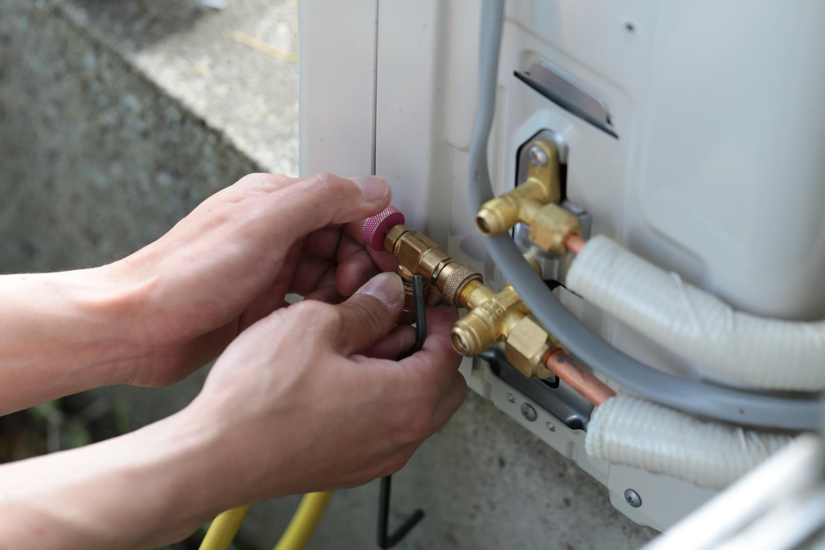 prix changement climatisation batiment industriel Lailly-en-Val